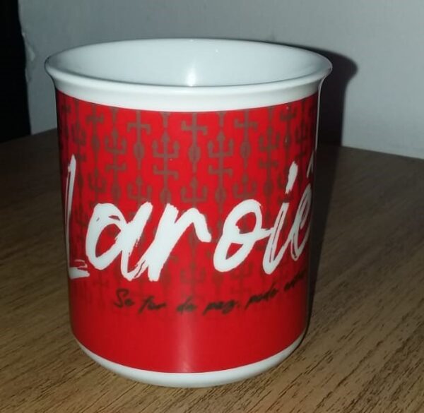 Caneca Chocolate Laroiê