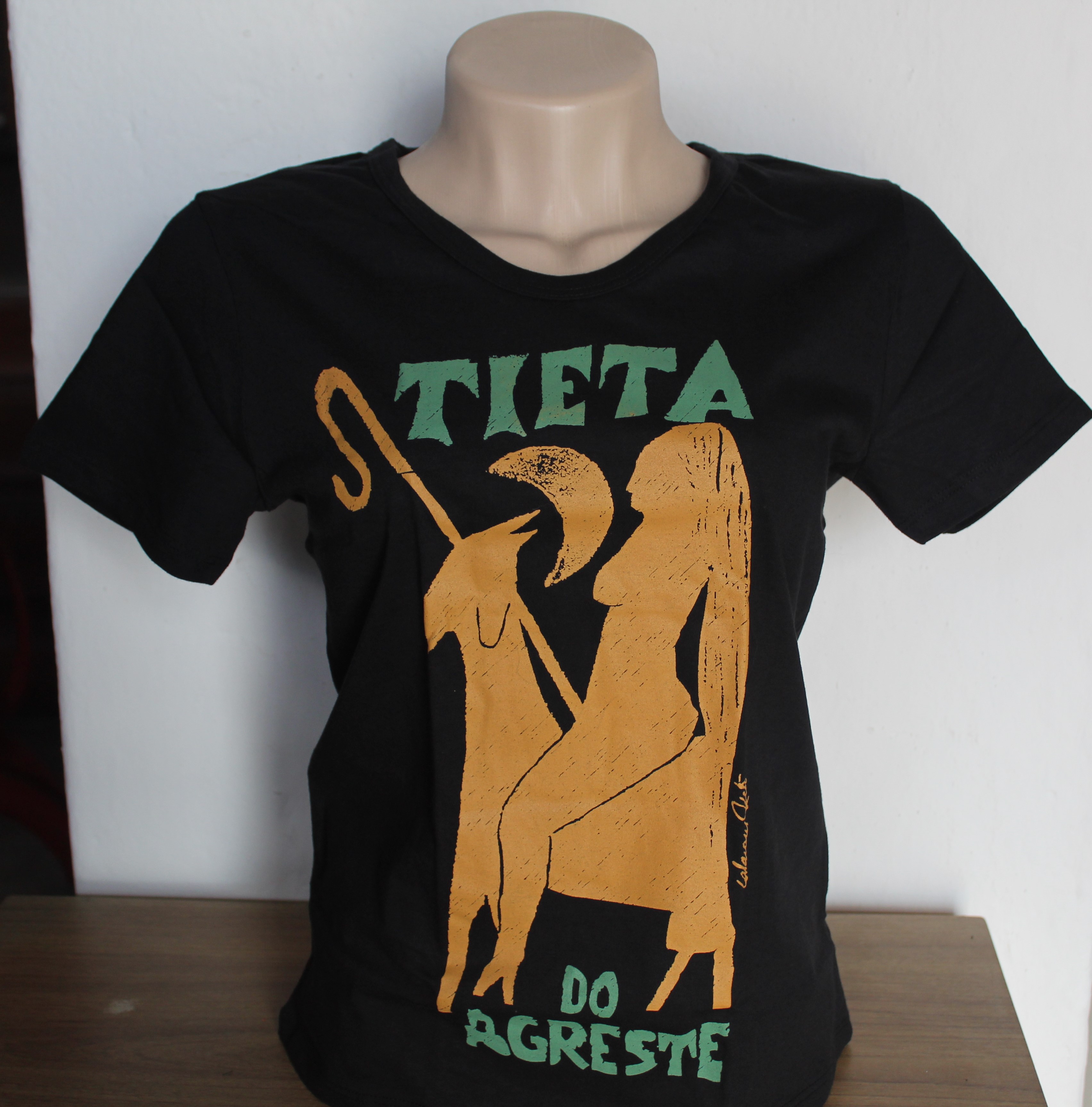 Camiseta Babylook Tieta