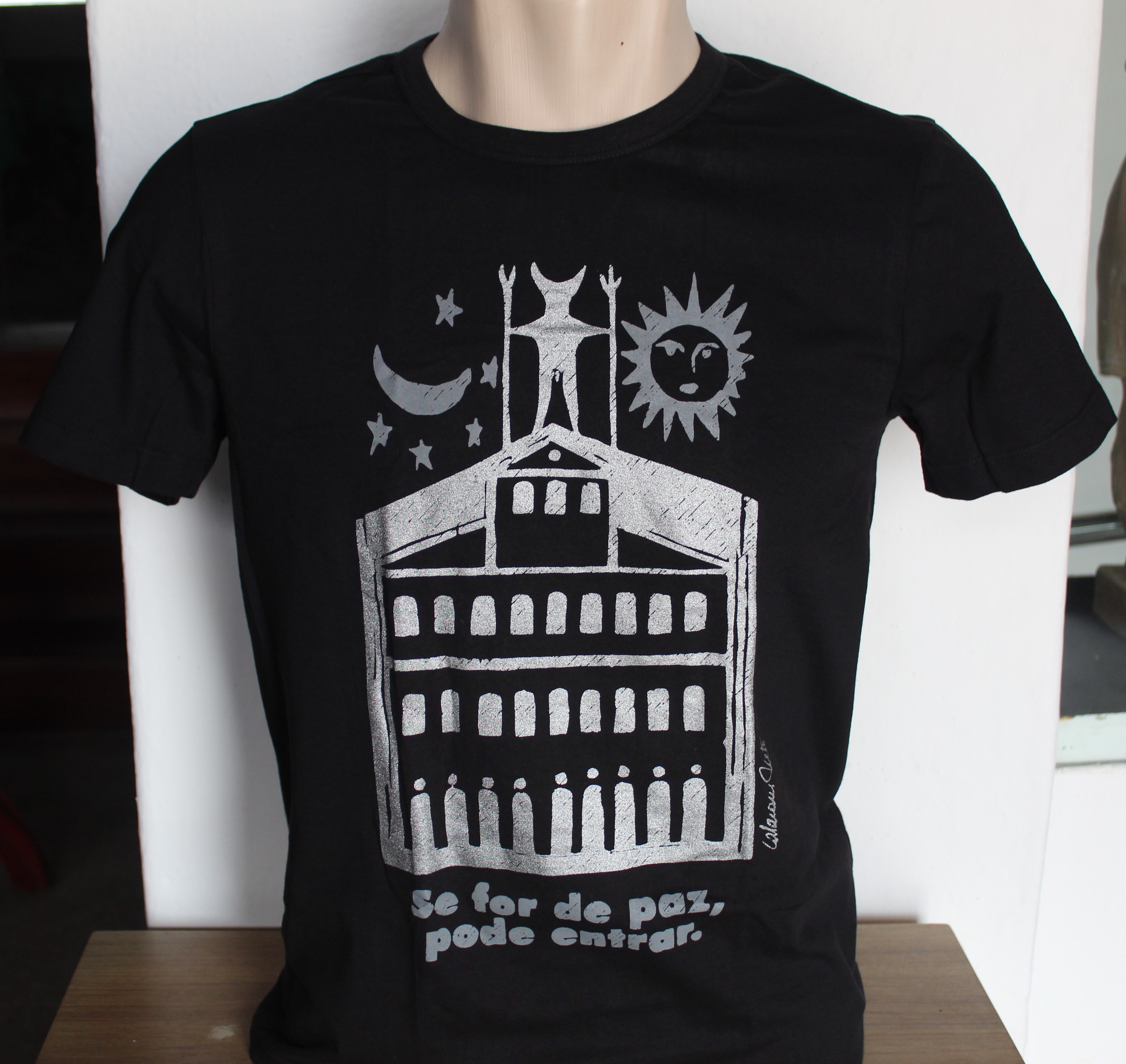 Camiseta Básica Casa